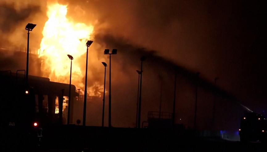 Bahreynde büyük çaplı yangın