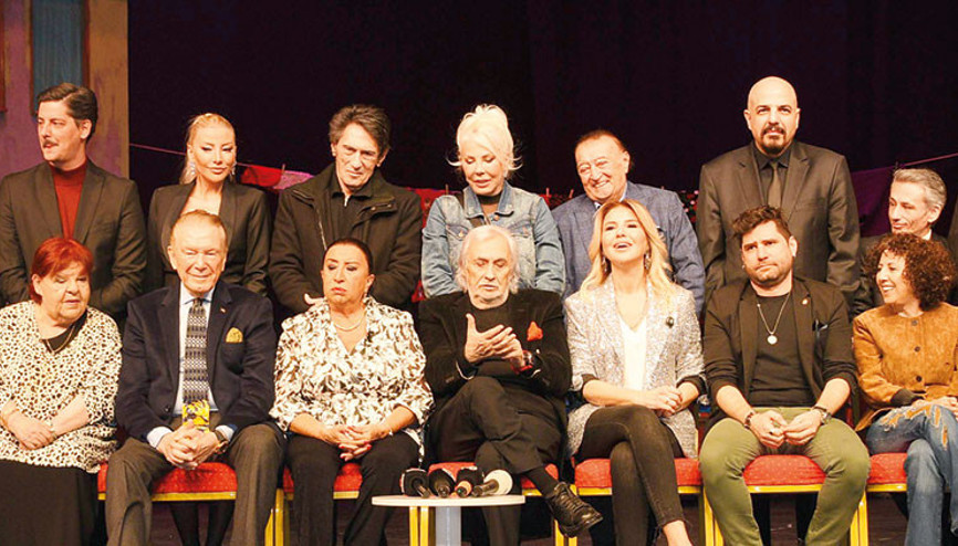 Gırgıriye tiyatroda