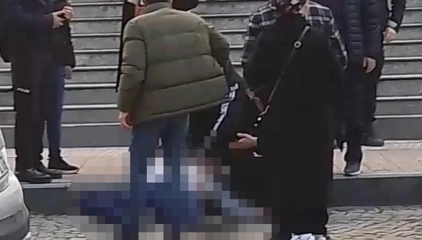 Cinsel saldırıyla suçladığı kişiyi duruşma çıkışı kalbinden bıçaklayarak öldürmüştü İlk ifadesi ortaya çıktı