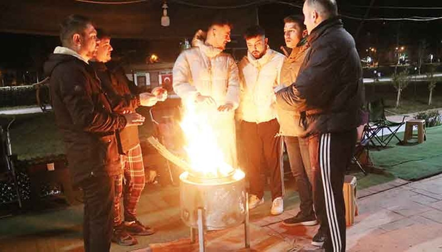 Tokat 5.5’le sallandı: Bazı vatandaşlar geceyi dışarıda geçirdi