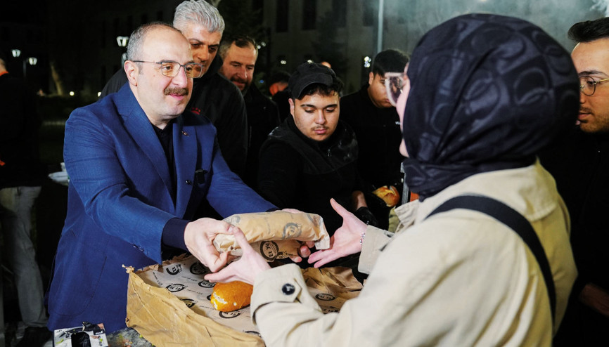 Ankara’nın kalbinde sahur buluşması