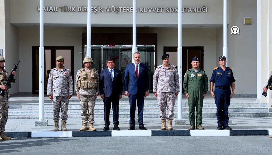 Dışişleri Bakanı Fidan, Katar-Türk Birleşik Müşterek Kuvvet Komutanlığı Karargahını ziyaret etti Dışişleri Bakanı Fidan, Katar-Türk Birleşik Müşterek Kuvvet Komutanlığı Karargahını ziyaret etti