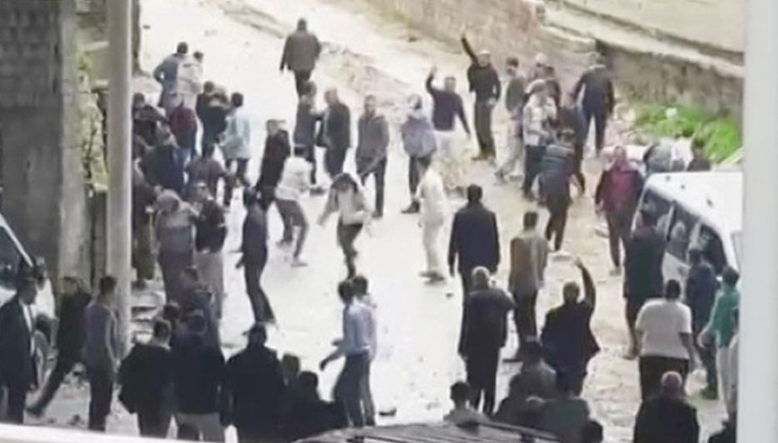 Bayram günü kanlı kavga: Çocuklar tartıştı, aileler silah çekti... 3 ölü 22 yaralı