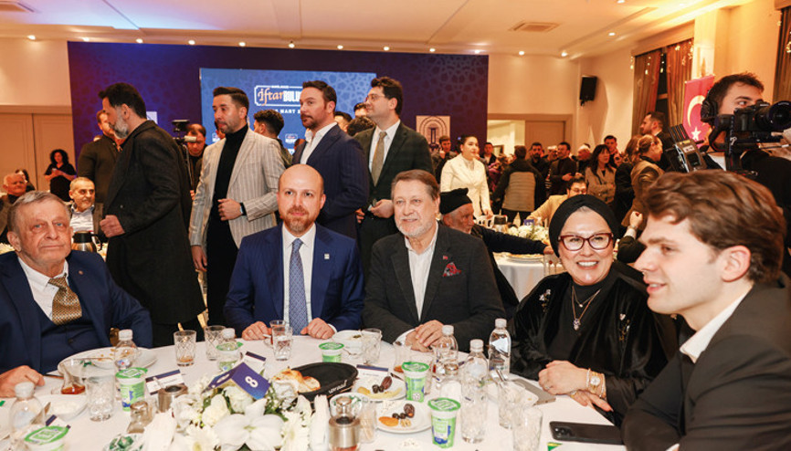 Darülaceze’de vefa gecesi