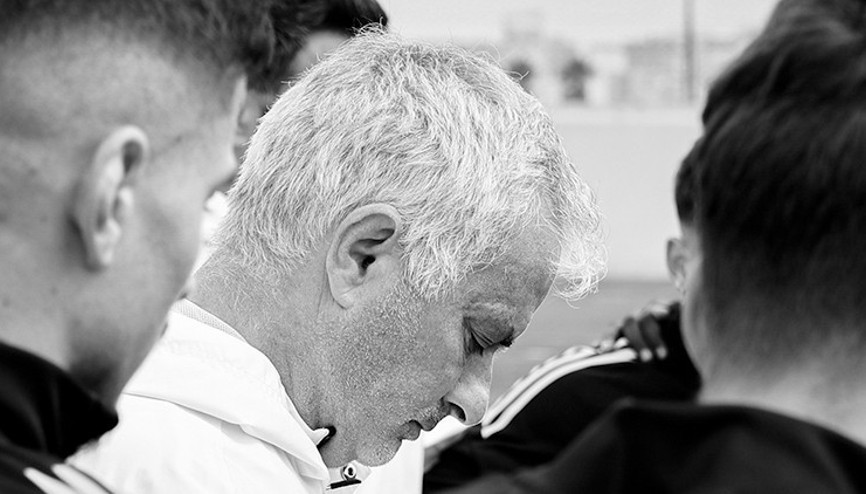 Mourinhoyu sarsan ölüm: Gözyaşlarını tutamadı