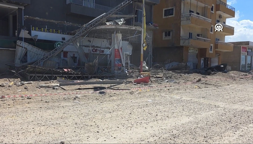 Lübnanın Sur kenti bombalandı