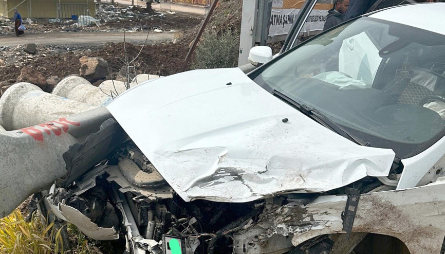 Gaziantep’te TIR ile otomobil çarpıştı: 2 yaralı