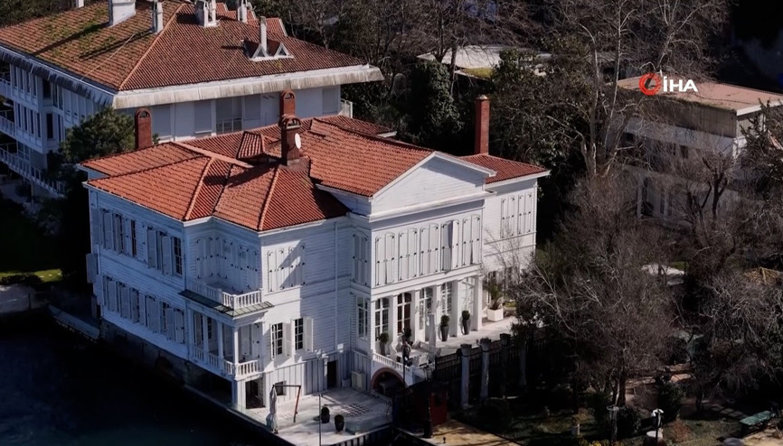 Kurtlar Vadisi ile hafızalara kazınan yalı satışta