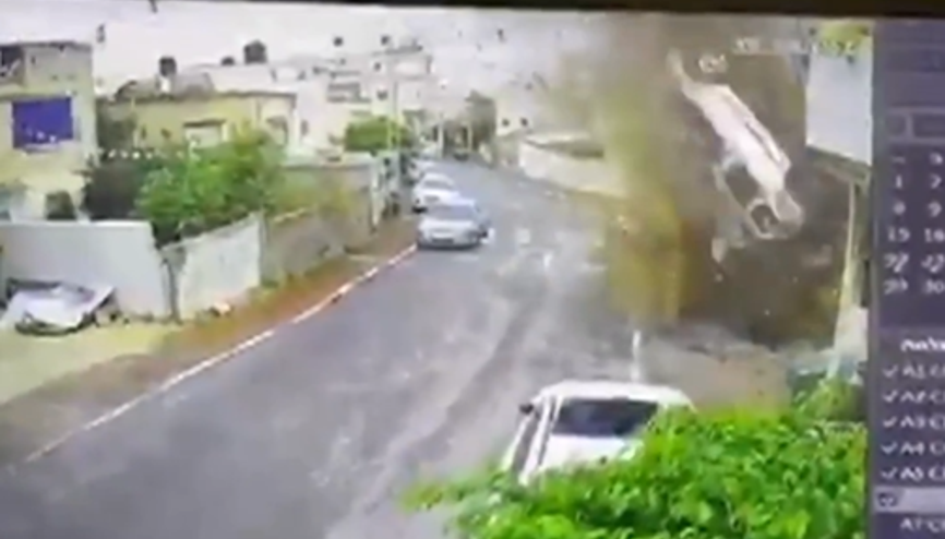 İran füze parçasının İsrailde Kfar Kasıma düştüğü anlar kamerada