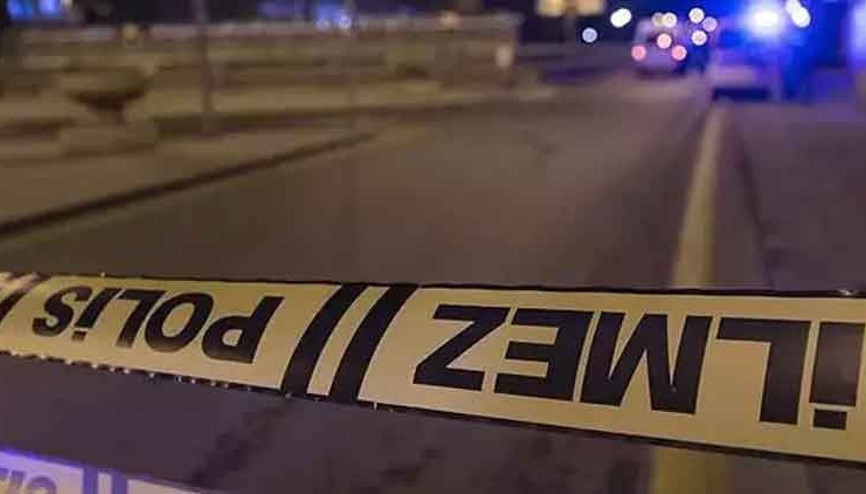 Diyarbakırda sivil polis aracının geçişi sırasında EYP patladı Valilikten açıklama