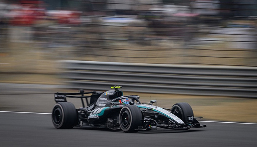 Formula 1 Japonya Grand Prixsinde pole pozisyonu Kimi Antonellinin