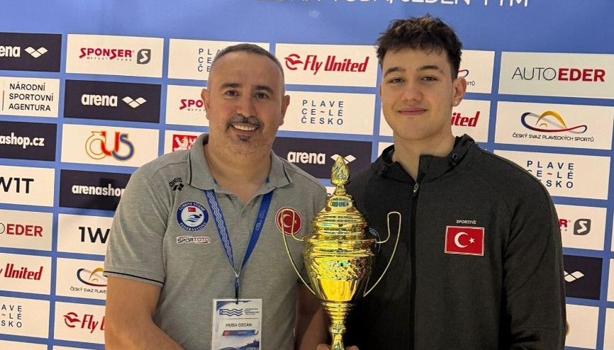 Denizlili yüzücü Mete tarih yazdı