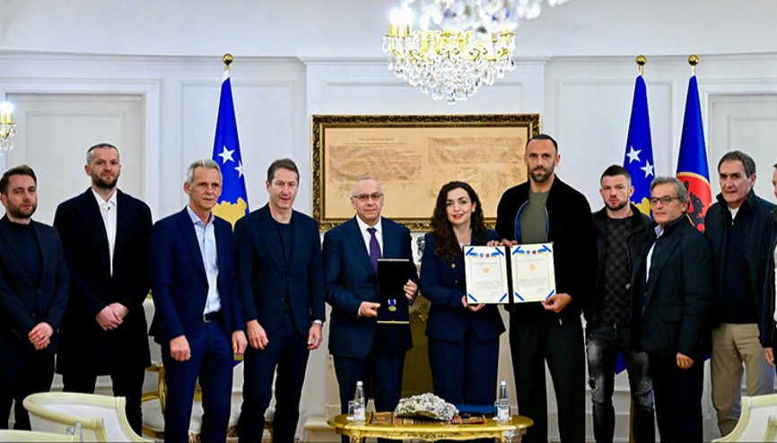 Kosova Milli Takımına devlet nişanı