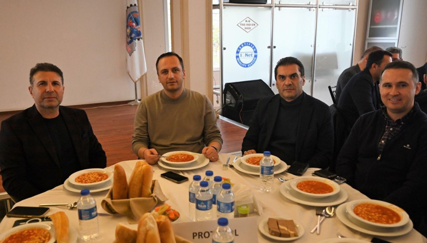 Sanayi sitesinde kuru fasulye günü