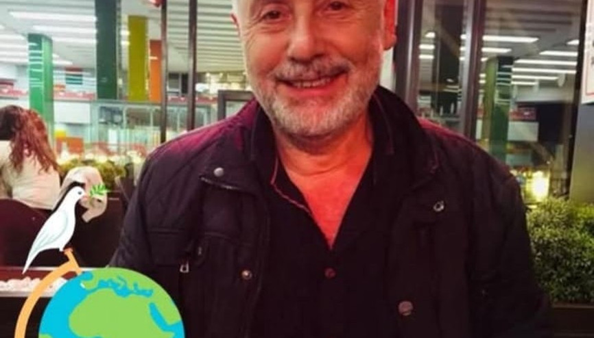 Kardeşinin cenazesinde kalp krizi geçiren kadın, hayatını kaybetti Kardeşinin cenazesinde kalp krizi geçiren kadın, hayatını kaybetti