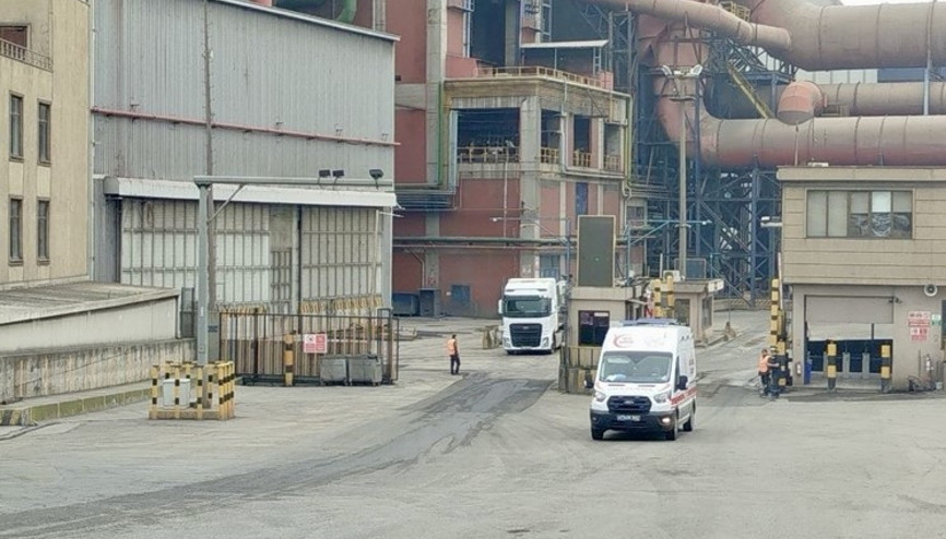 Kocaelide fabrikada yüksekten düşen 3 işçi hayatını kaybetti