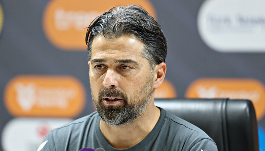 İlhan Palut: Samsunsporun daha dominant olduğu bir oyun izledik