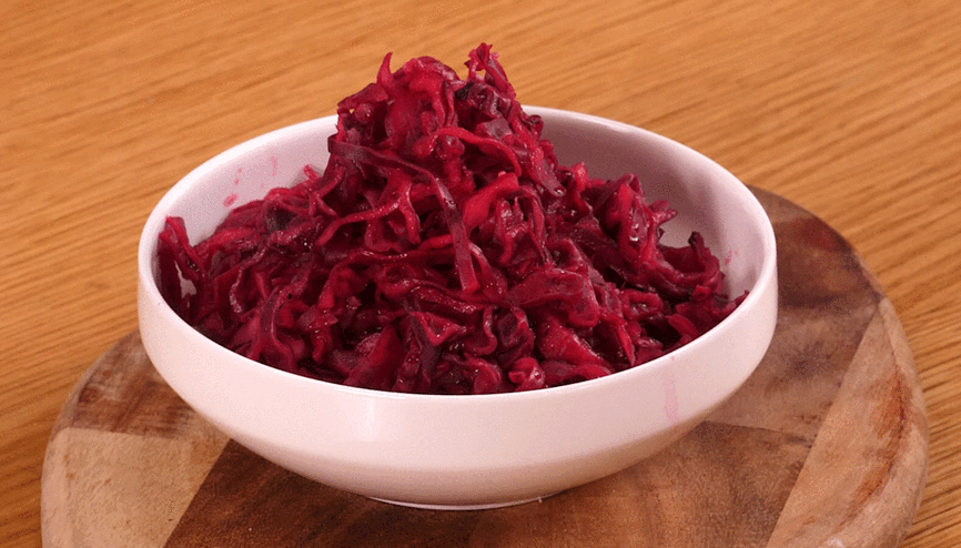 Pratik mor lahana turşusu nasıl yapılır Püf noktaları ve videolu tarifi