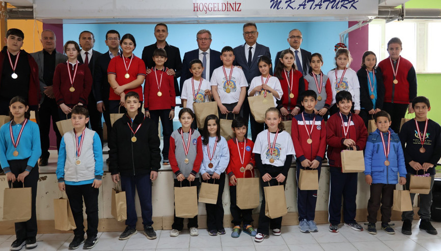 Akıl ve Zeka Oyunları Turnuvası tamamlandı