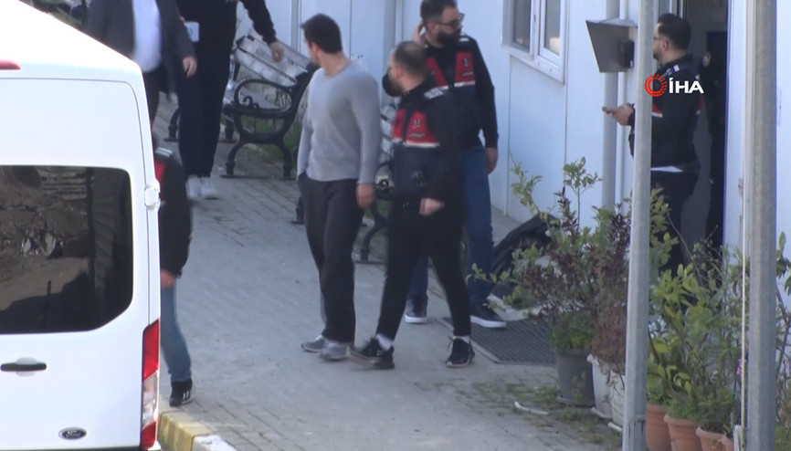 Ünlüler, Adli Tıp Kurumu’nda saç ve kan örneği verdi
