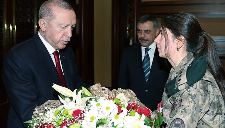 Cumhurbaşkanı Erdoğan, Bakan Çiftçi ve beraberindeki polisleri kabul etti