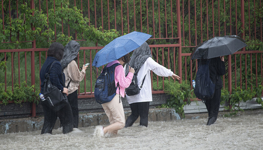 Hatayda bugün (10 Nisan) okullar tatil mi, hangi ilçelerde tatil 10 Nisan Hatayda bugün okul var mı, nerelerde okullar tatil Hatay Valiliğinden açıklama