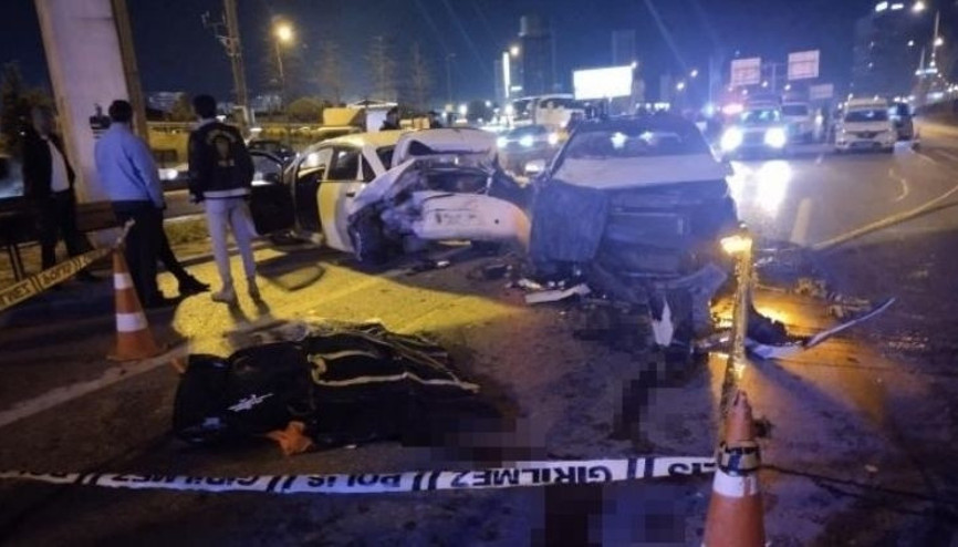 Aracından inen sürücü otomobil çarpması sonucu hayatını kaybetti