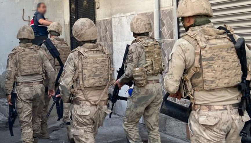 Ölen teröristlerin ailelerine para gönderiyorlardı | İstanbuldaki operasyonda yakalandılar