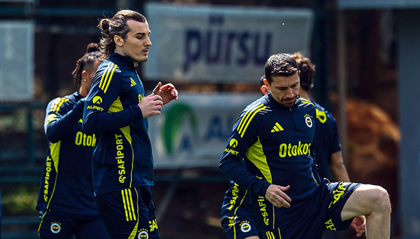Fenerbahçede Mert Hakan Yandaş idmana çıktı