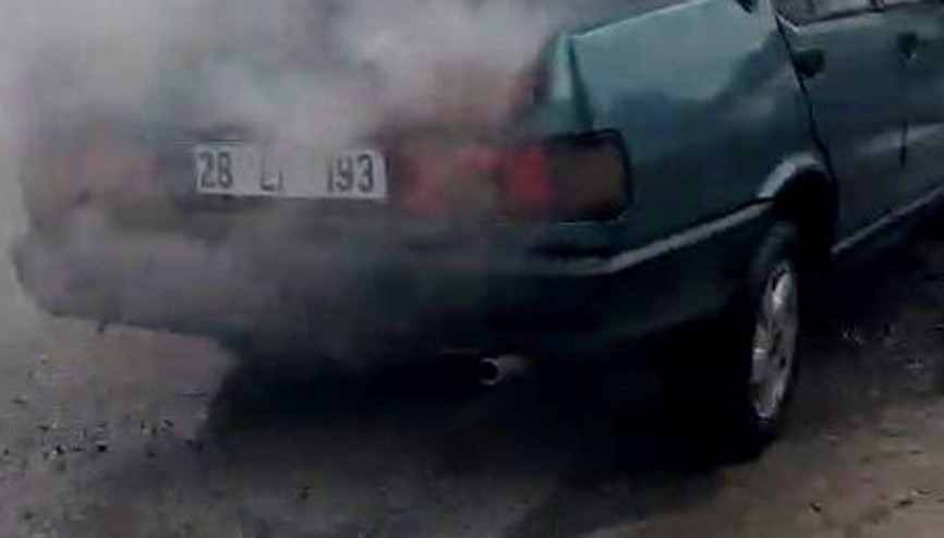 Orduda park halindeki otomobilde yangın Orduda park halindeki otomobilde yangın