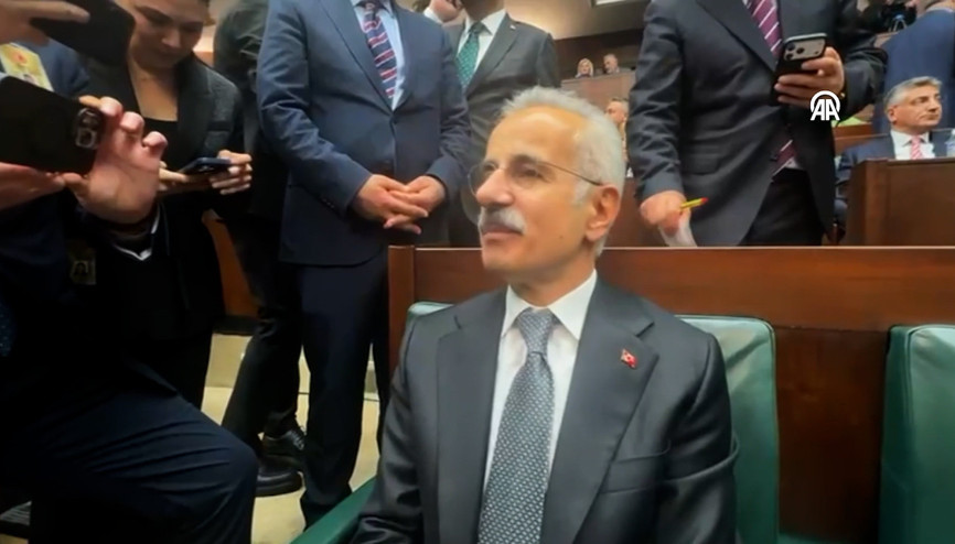 Bakan Uraloğlundan Hürmüzdeki Türk gemilerine ilişkin açıklama