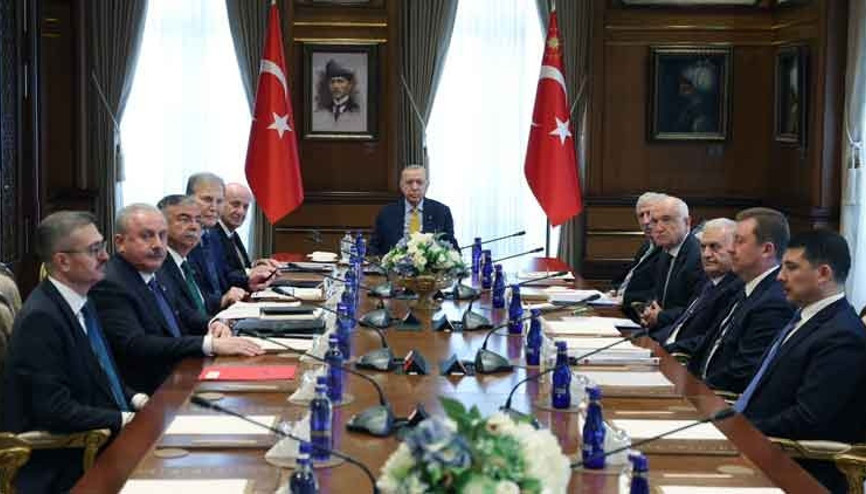 Cumhurbaşkanlığı Yüksek İstişare Kurulu sona erdi Yazılı açıklama Terörsüz Türkiye ve ateşkes vurgusu