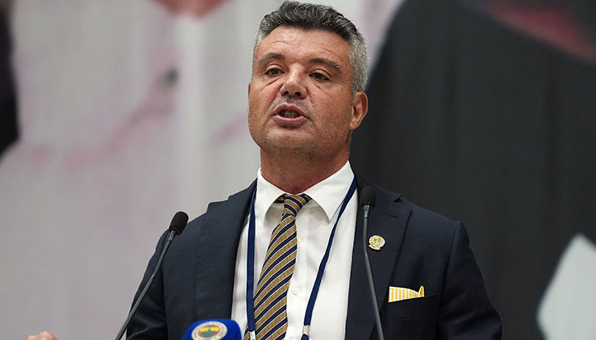 Fenerbahçe, şampiyonluk için birlik oldu Sadettin Saran konuşacak Fenerbahçe, şampiyonluk için birlik oldu Sadettin Saran konuşacak