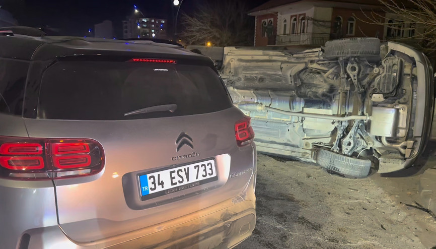 Malatyada otomobiller çarpıştı: 4 yaralı