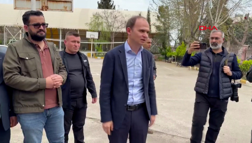 Şanlıurfa Siverekte müdür yardımcısına bıçaklı saldırı girişimi