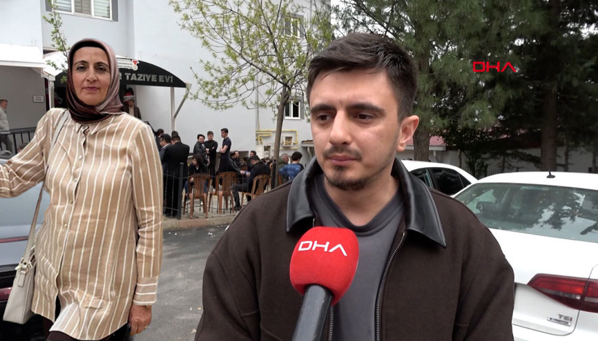 Ayla öğretmenin oğlu Furkan: Grev olmasına rağmen okula gitti Ayla öğretmenin oğlu Furkan: Grev olmasına rağmen okula gitti