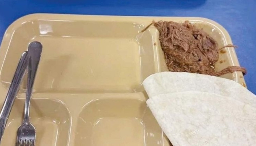 Posta hizmeti durunca ABD askerleri gemide aç kaldı