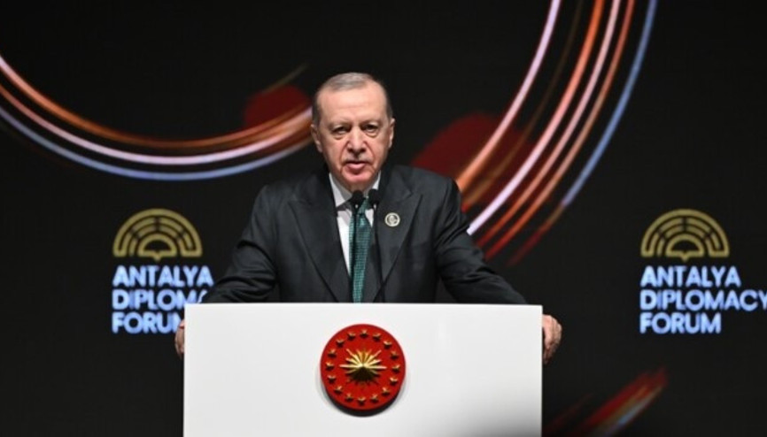 Cumhurbaşkanı Erdoğanın konuşması 3 dilde kitaplaştırıldı