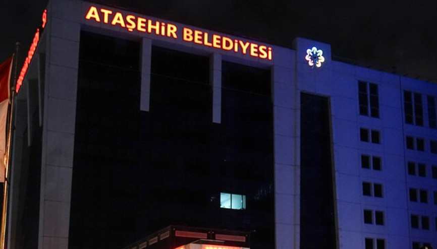 Ataşehir Belediyesine yönelik soruşturma: Onursal Adıgüzel ile birlikte 20 kişi adliyeye sevk edildi Ataşehir Belediyesine yönelik soruşturma: Onursal Adıgüzel ile birlikte 20 kişi adliyeye sevk edildi