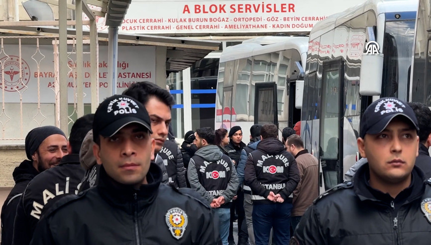 Ataşehir Belediyesine yönelik operasyonda gözaltına alınan şüpheliler adliyede Ataşehir Belediyesine yönelik operasyonda gözaltına alınan şüpheliler adliyede