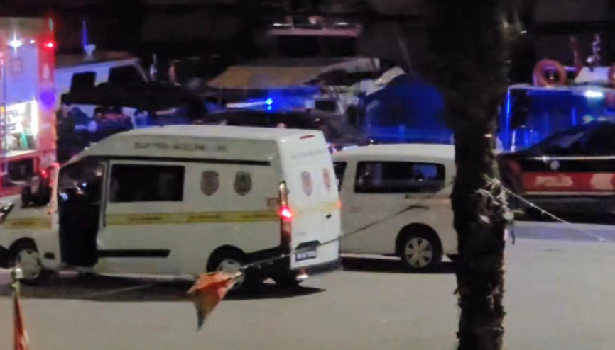Bakırköyde yatta yangın 1 kişi hayatını kaybetti