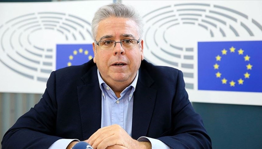 AP Türkiye Raportöründen von der Leyenin Türkiye açıklamasına tepki: Tutarsız ve jeopolitik açıdan hatalı AP Türkiye Raportöründen von der Leyenin Türkiye açıklamasına tepki: Tutarsız ve jeopolitik açıdan hatalı