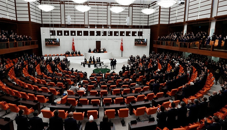 Mecliste okul saldırıları için önemli karar