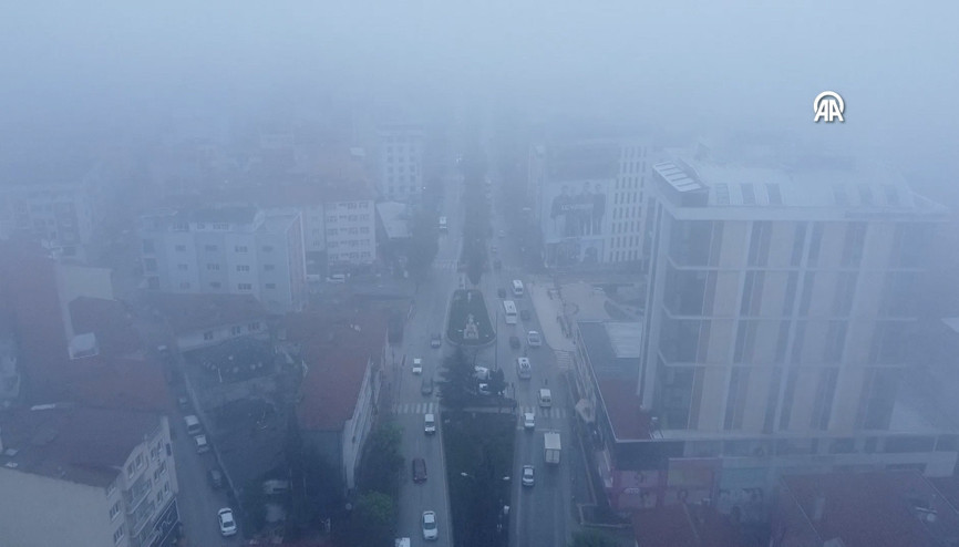 Bilecikte sis, Boluda yağmur etkili oldu