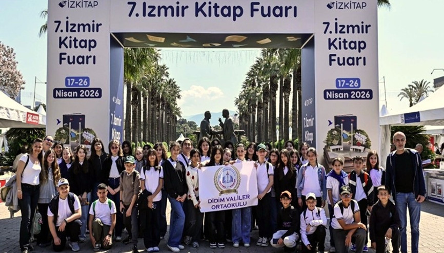 İZKİTAP öğrencilerin buluşma noktası oldu