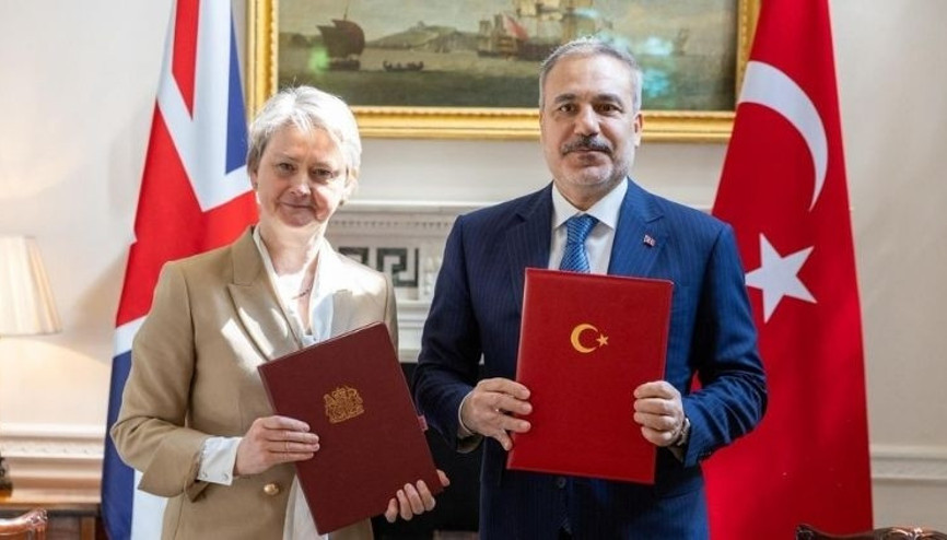 Türkiye ile İngiltere arasında Stratejik Ortaklık Çerçeve Belgesi imzalandı