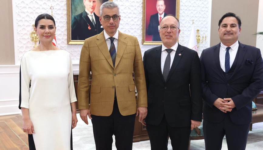 DİŞHEK-SEN’den Bakan Memişoğlu’na ziyaret