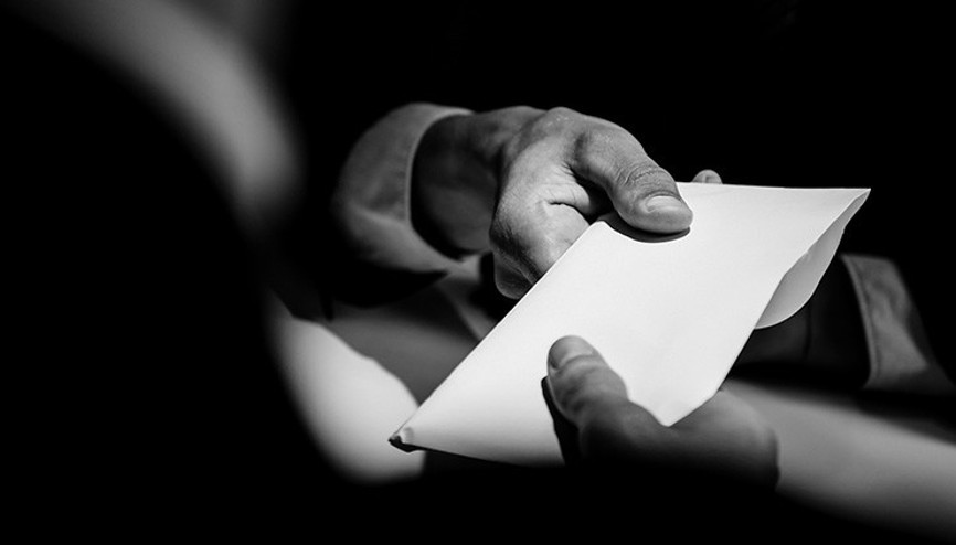 İsveçte gizli belge skandalı: Diplomatın evinden çıktı İsveçte gizli belge skandalı: Diplomatın evinden çıktı