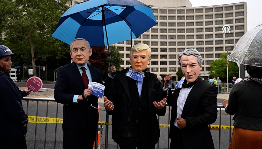 Washington’da Beyaz Saray Muhabirleri Yemeği sırasında protesto düzenlendi