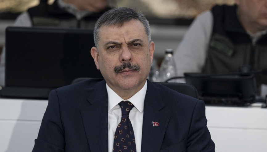 Bakan Çiftçiden orman yangınları ile mücadele açıklaması Bakan Çiftçiden orman yangınları ile mücadele açıklaması